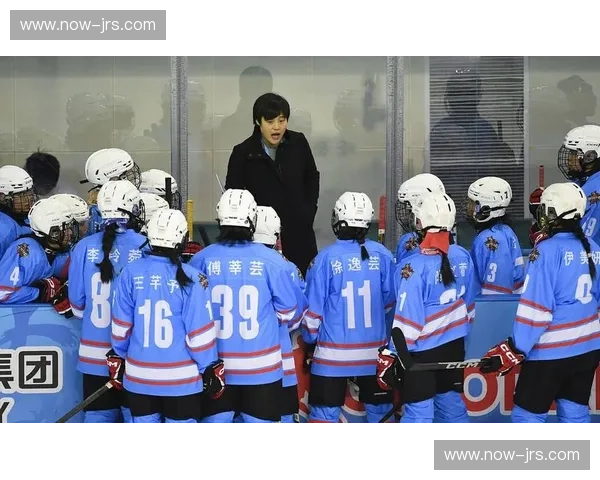 冰球赛场五后卫体系回归 多队为求稳固采用保守战术